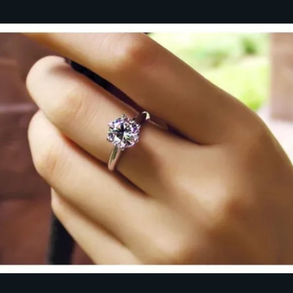 1.5ct High Quality AAAA CZ 925 Sterling Silver Ring - Picture 2 of 4